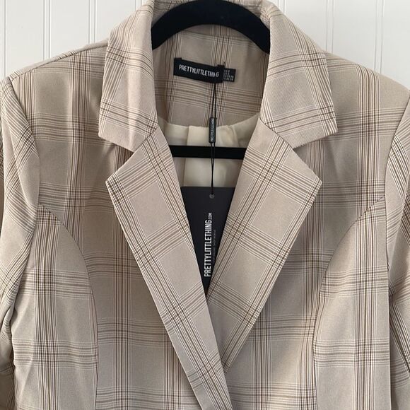 PRETTYLITTLETHING women’s loose fit stone checked woven blazer NWT size 4 - Picture 4 of 16